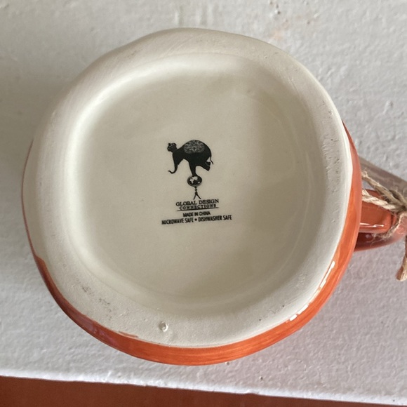 BNWT- 18floz- Fall- Harvest- BELIEVE- Figural Gnome- Hand Painted Ceramic Mug 🍁 - Picture 16 of 17